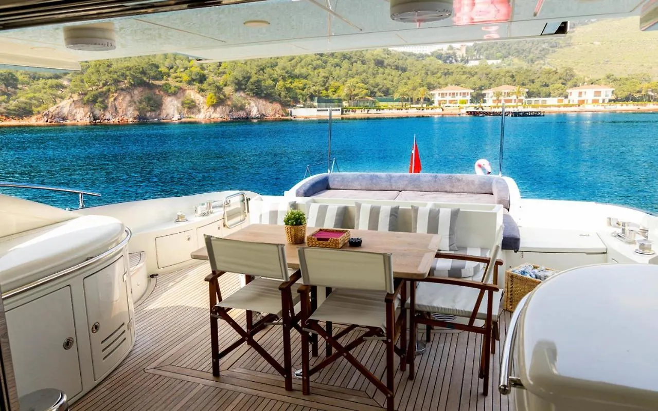 Botel Hotel Samtek Istanbul